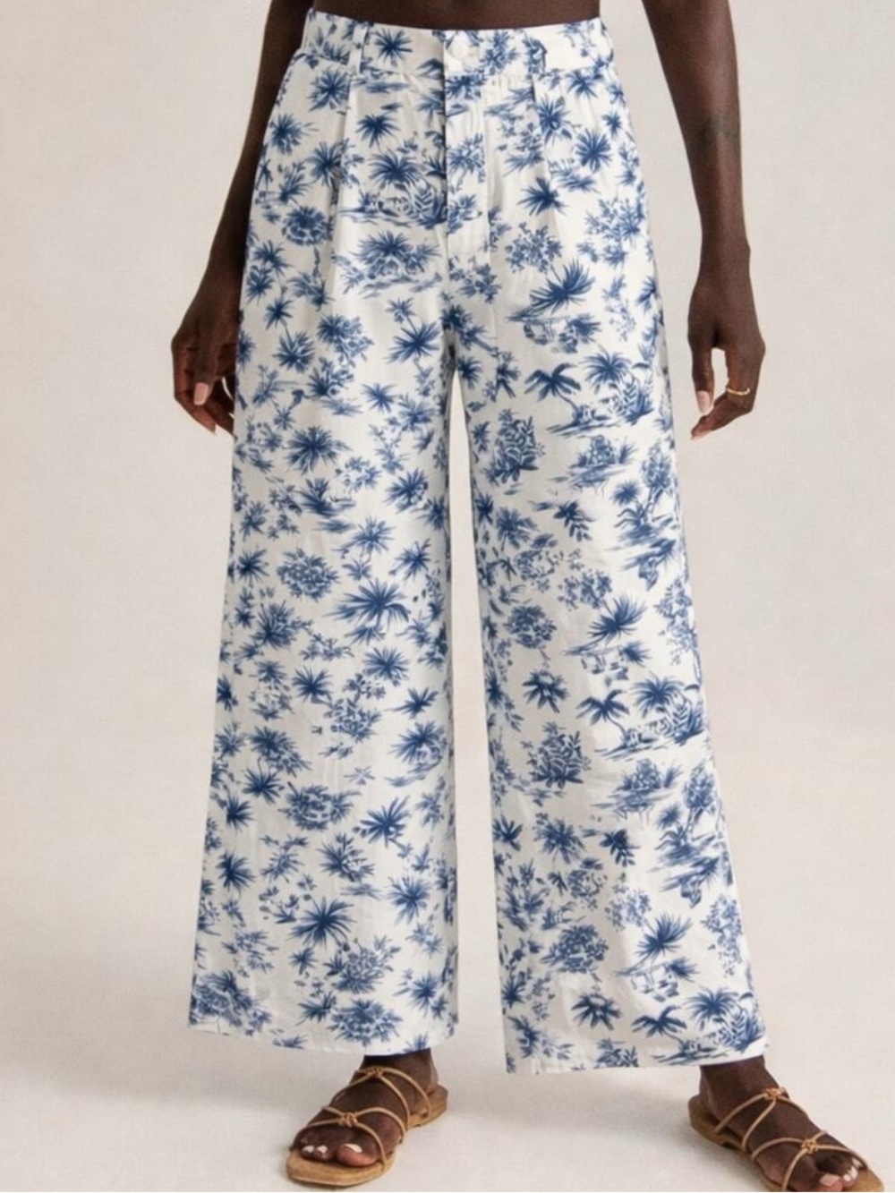 Abercrombie & Fitch White Wide-Leg Floral Print Pants